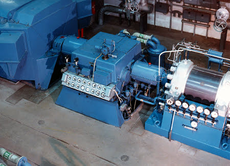 Живильний насос котла, Німеччина.<br/> Тип:  R19 KGS.
              Потужність: 9860 kW. Швидкість:  4860 об/хв